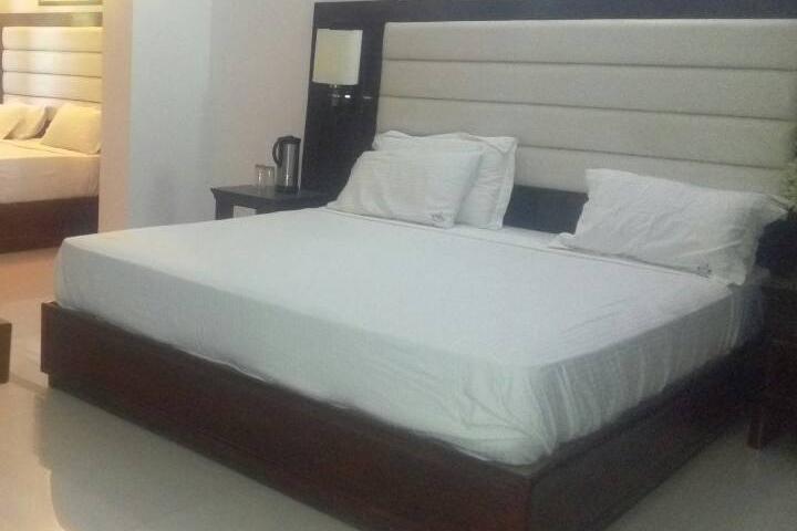 Imperial Clarks Inn ดารัมซาลา ภายนอก รูปภาพ
